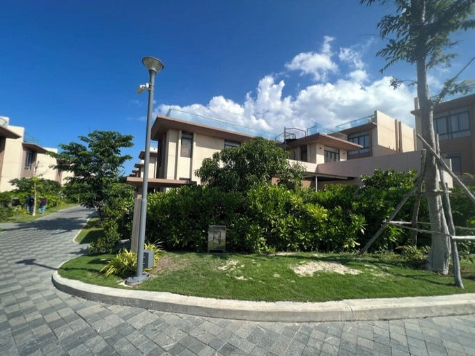 Exterior & Views 2, VILLA PHONGLIEM, Cam Lâm
