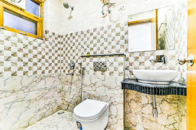 Bathroom 3, Fabhotel Merriment, Gautam Buddha Nagar