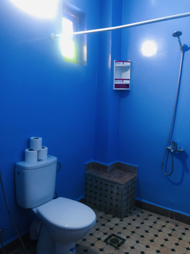 Bathroom 3, Famille Fahym, Zouagha-Moulay Yacoub