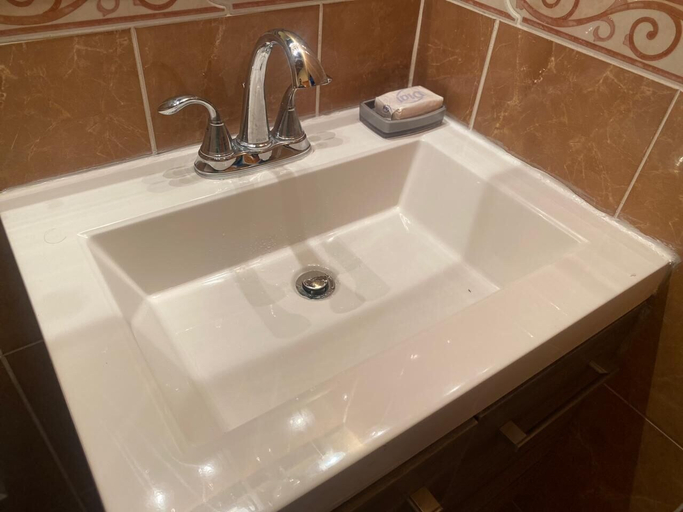 Bathroom, Blissett Apts your home away from home
