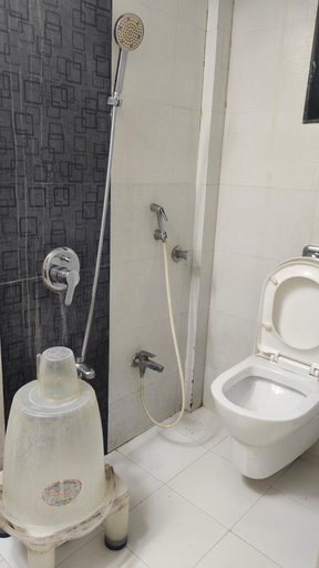 Bathroom 3, Hotel Gold Coast, Mumbai City