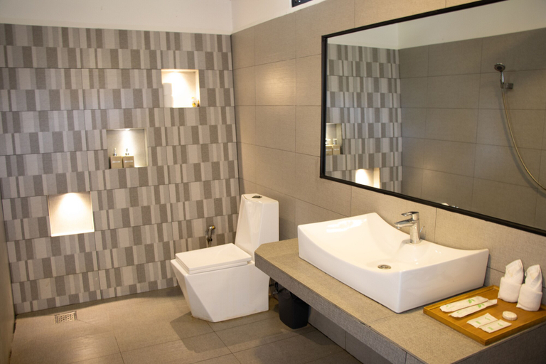 Bathroom 4, The One Resort Koh Rong, Sihanoukville