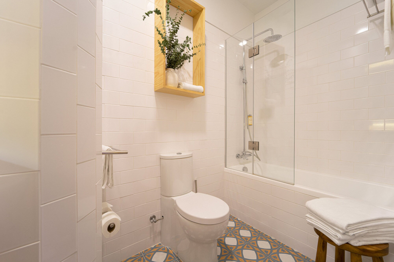 Bathroom 4, Entre Ruas Apartments, Coimbra