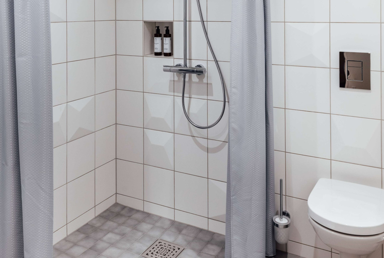 Bathroom 5