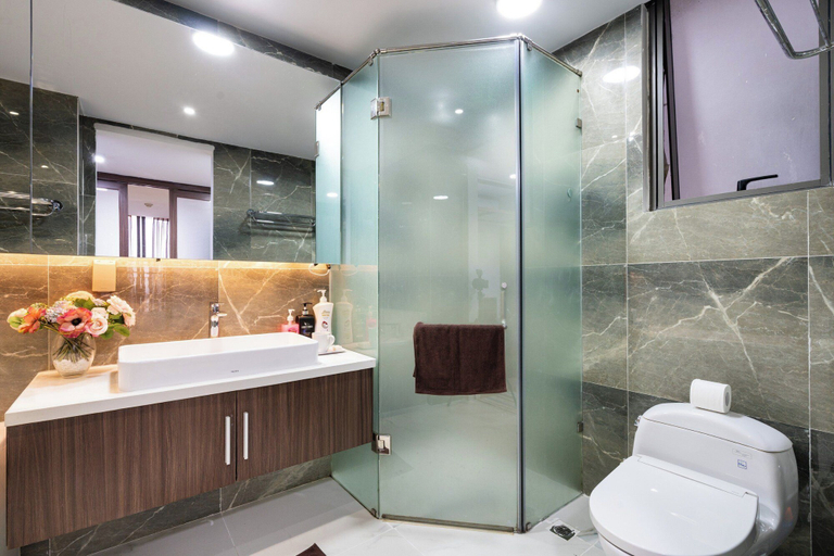 Bathroom 4, Summerset Apartment - RiverGate Residence, District 4