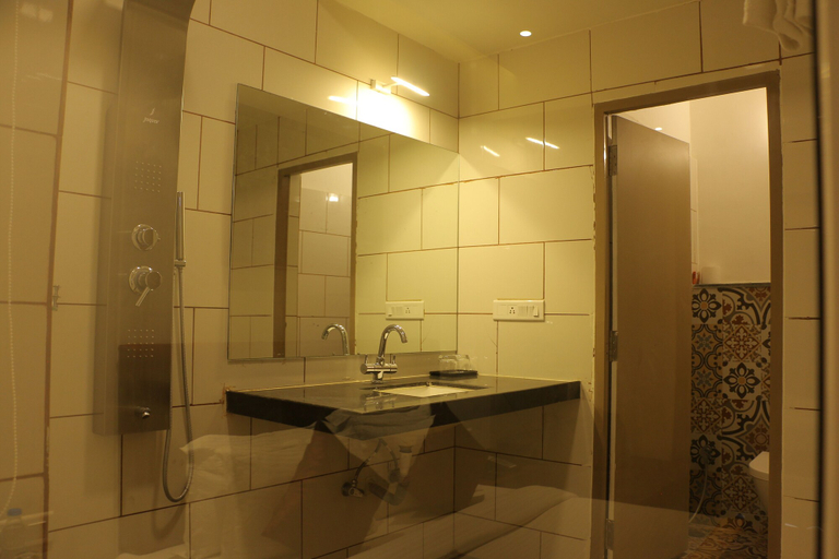 Bathroom 4, Tulip Arena Hotel Club Event By SGL, Raipur