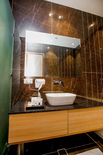 Bathroom 4, HOTEL EUPHORIA GREEN, Amritsar