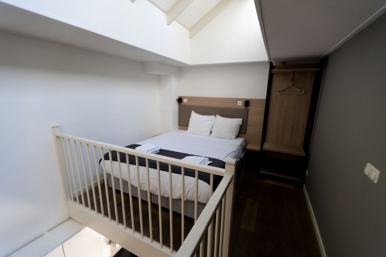 Bedroom 2, Allure Garden Apartments, Amsterdam