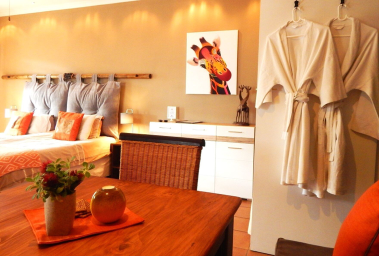 Bedroom 4, Khashamongo B&B, City of Cape Town