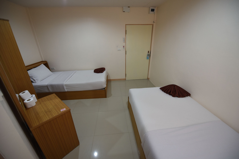 Bedroom 3, B Place Guesthouse, Mueang Krabi
