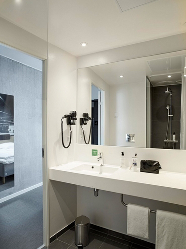 Bathroom 4, Four Points Flex by Sheraton Copenhagen Arena, Copenhagen