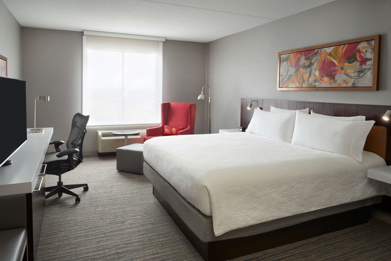Bedroom 3, Hilton Garden Inn Toronto Airport West/Mississauga, Peel