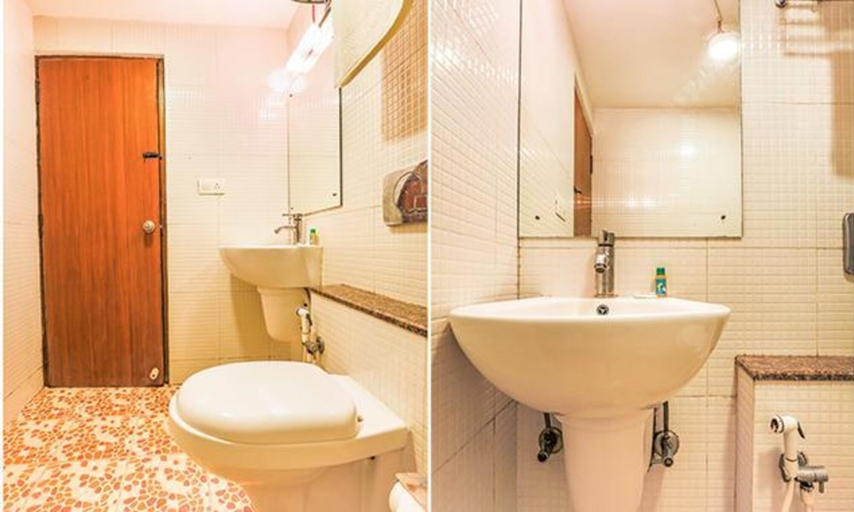 Bathroom, Fabhotel Sri Krishna Suites, Bangalore