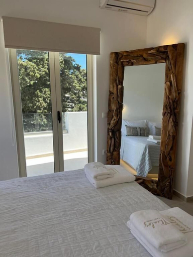 Bedroom 2, THEALOS SANTORINI close to square, South Aegean
