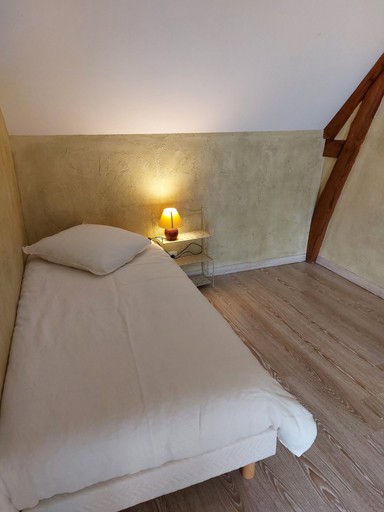 Bedroom 3, Trainefeuilles, Loir-et-Cher