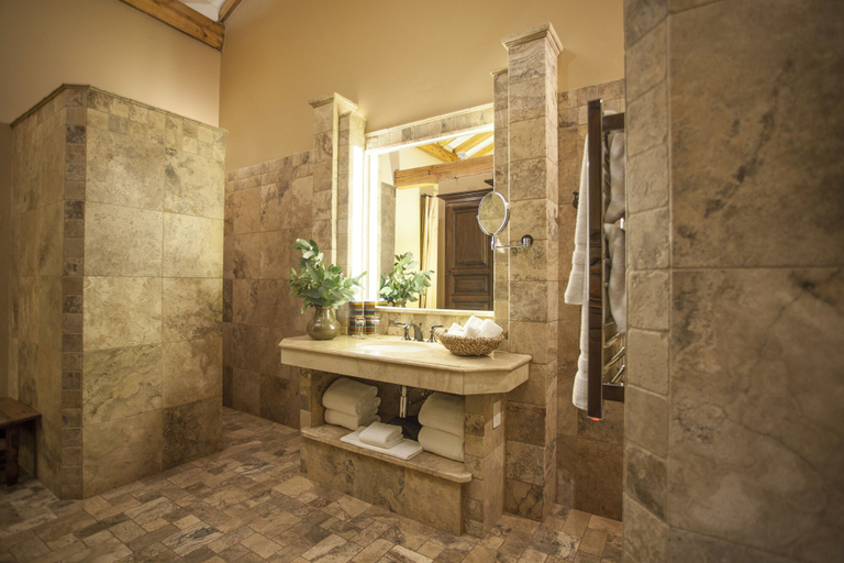 Bathroom 4, Inkaterra Hacienda Urubamba, Urubamba