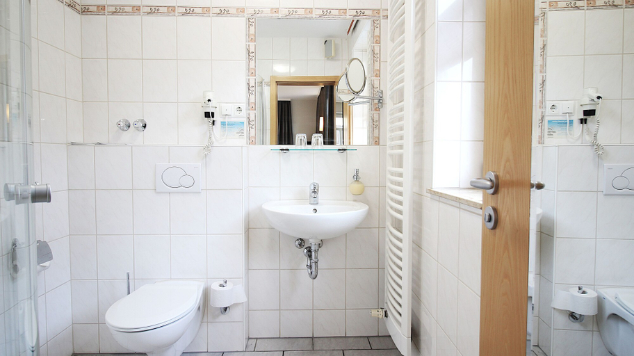 Bathroom 5, Aparthotel Alte Schmiede Dettelbach, Kitzingen