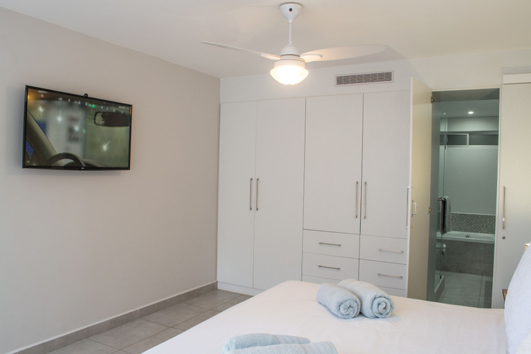 Bedroom 3, 14 Kyalanga, eThekwini
