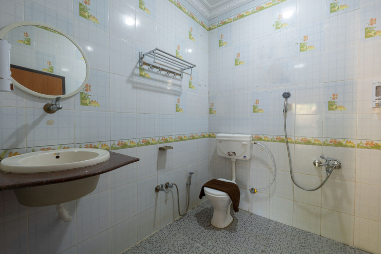 Bathroom 3, Avadale Tadoba - Stag Groups Not Allowed, Chandrapur