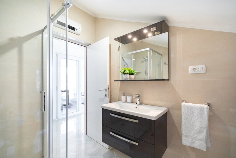 Bathroom 4, Apartment Dragojevic, Vela Luka