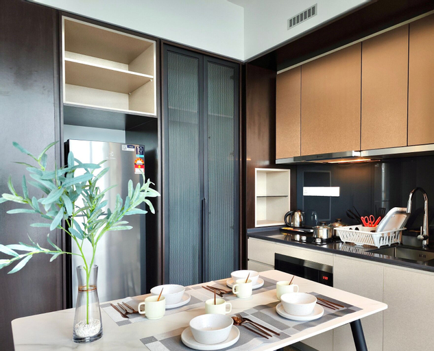 Dining Room 30