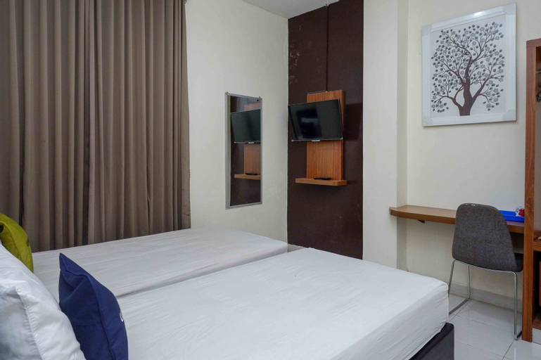 Bedroom 13
