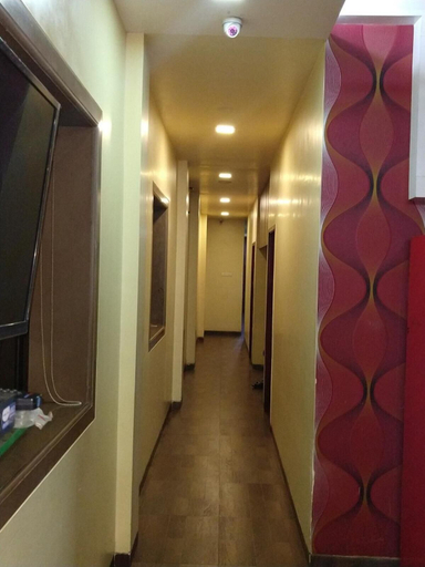 Others 4, Hotel Gold Coast, Mumbai City