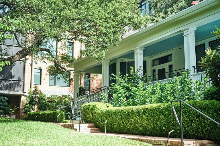 Exterior & Views 2, Hotel Saint Cecilia, Travis