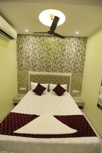 Bedroom 2, Hotel Sai Siddhi Inn - Navi Mumbai, Thane