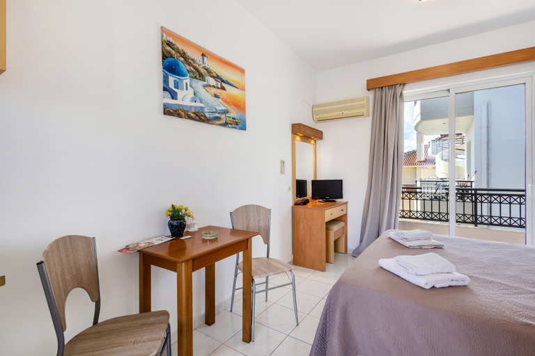 Bedroom 5, Johnhara Studios & Apartments, South Aegean