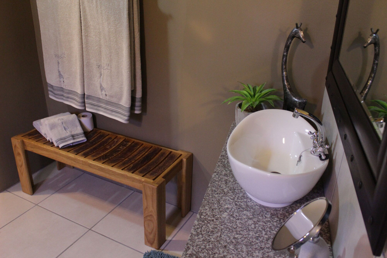 Bathroom, VALLEY BUSHVELD COUNTRY LODGE, Nelson Mandela Bay