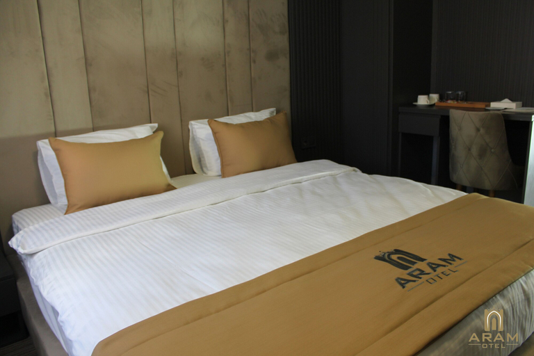 Bedroom 4, Aram Otel, Pendik