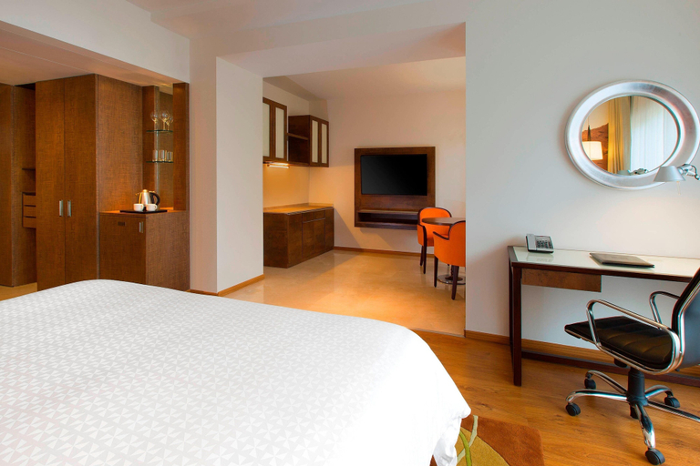 Bedroom 4, Four Points by Sheraton Bengaluru, Whitefield, Bangalore