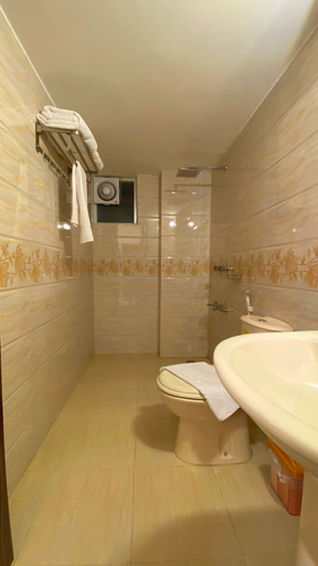 Bathroom 4, Crown Palace Residence, Dhaka