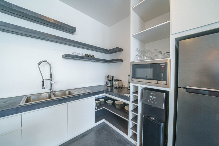 Others 5, Loft Ludo 8: Superb 1 BR Luxury Loft in Berawa, Badung