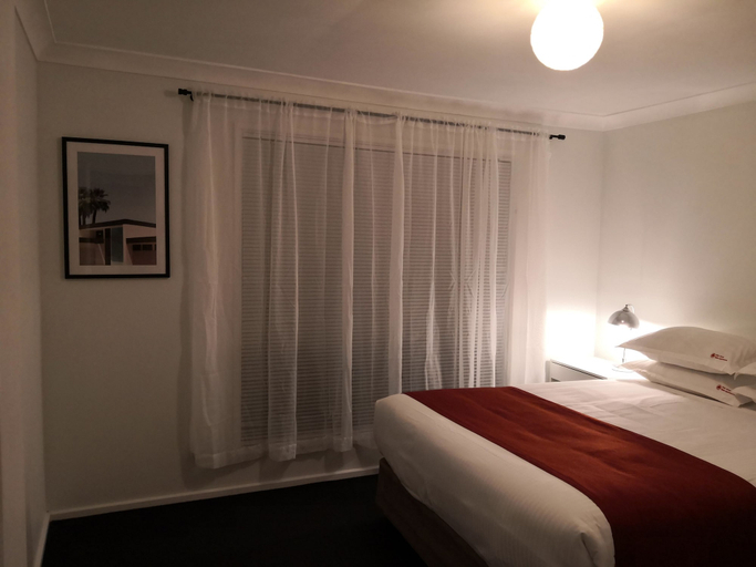 Bedroom 3, Vestey Apartments, Wagga Wagga - Pt A