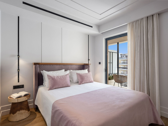 Bedroom 2, Avra City Boutique Hotel, Crete