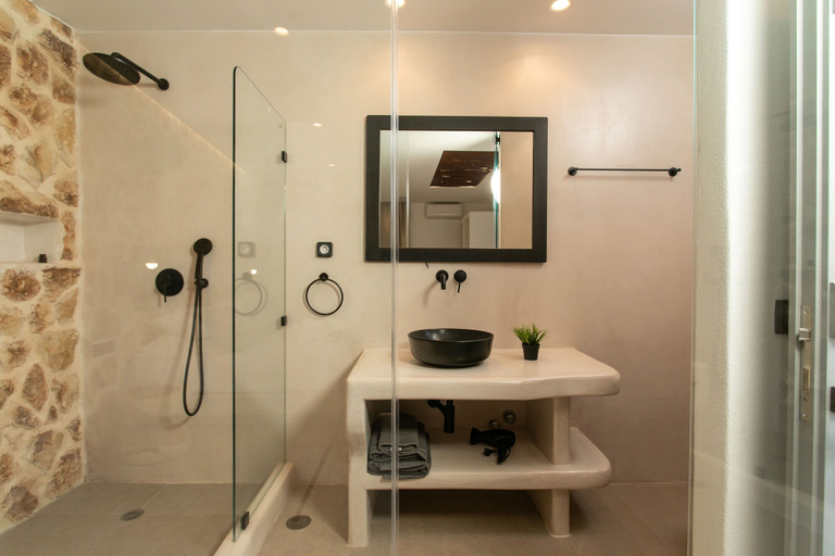 Bathroom 4, Naxos Green Village Hotel, South Aegean