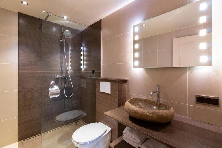 Bathroom 4, Hotel Torenhof, Oost-Vlaanderen