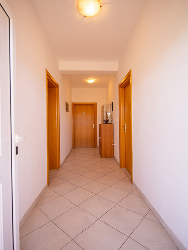 Others 5, Apartments Torina, Pašman