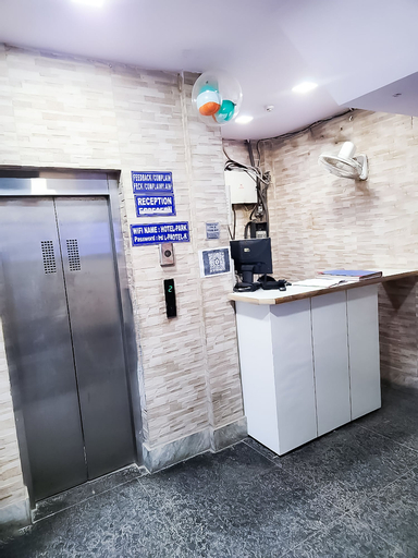 Public Area 3, Roomshala 122 Hotel park view, West