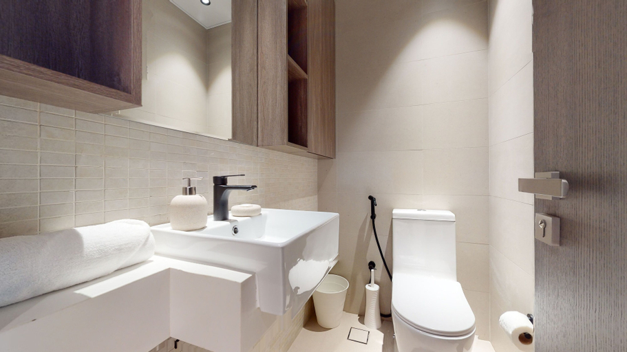 Others 5, Euro Residences 206, Dubai