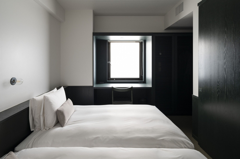 Bedroom 27