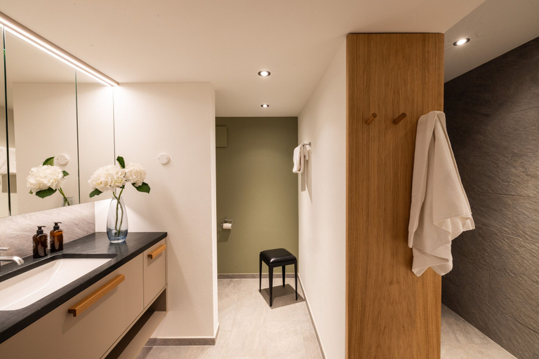 Bathroom 4, Hotel Chesa Rosatsch, Maloja