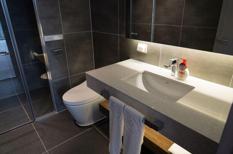 Bathroom 4, Ramada Plaza by Wyndham Jaeun, Sinan