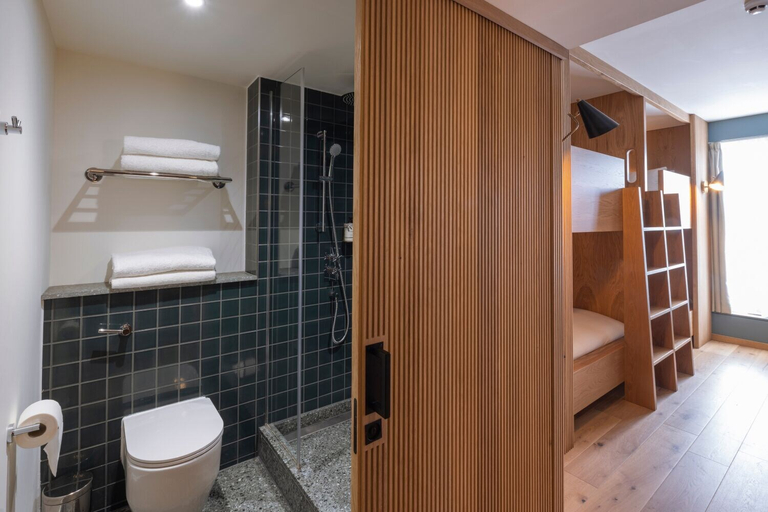 Bathroom 3, Mollie's Bristol, South Gloucestershire