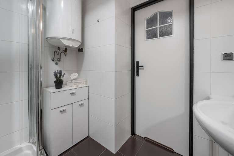 Bathroom 2, RentPlanet - Antałówka na Wierch, Tatra