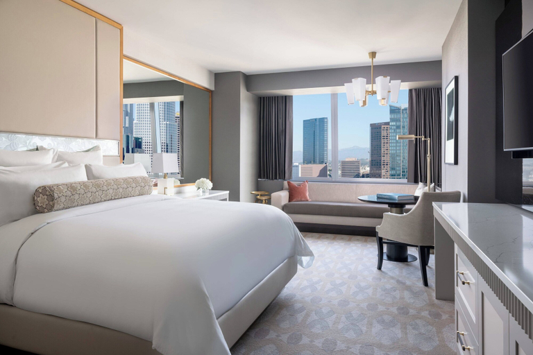 Bedroom 3, The Ritz-Carlton, Los Angeles, Los Angeles
