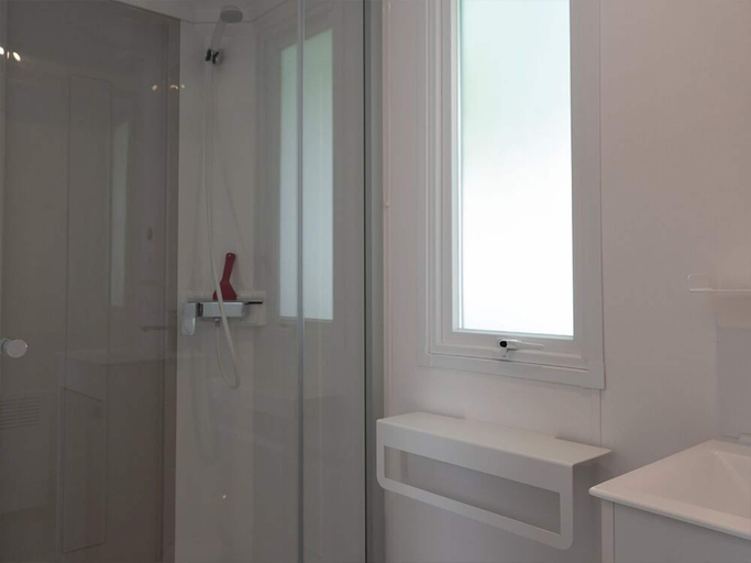 Bathroom 4, Camping les 3 Sabli��res, Somme