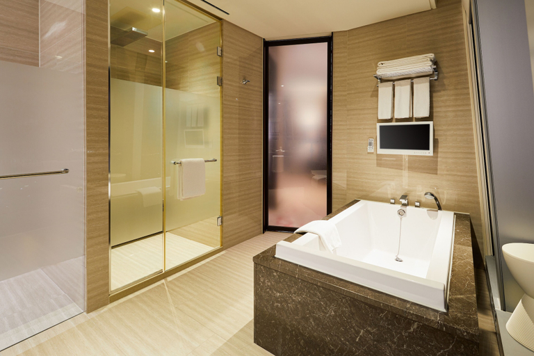 Bathroom 5, Oakwood Premier Incheon, Yeonsu